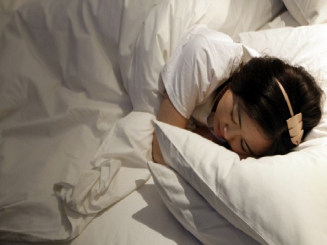 Many Canadians lack sleep, says Statistics Canada.