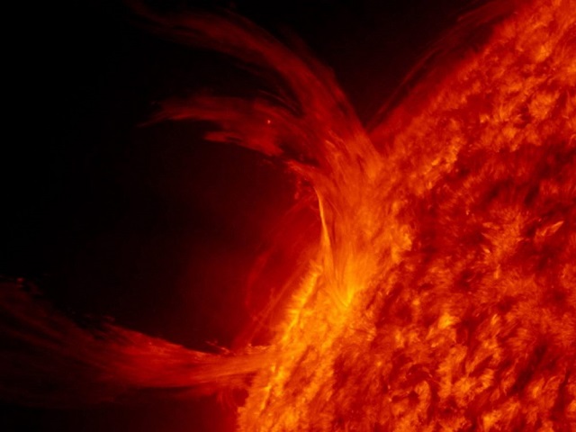 Canada to study impact of solar storms on banks, power grids,satellites.